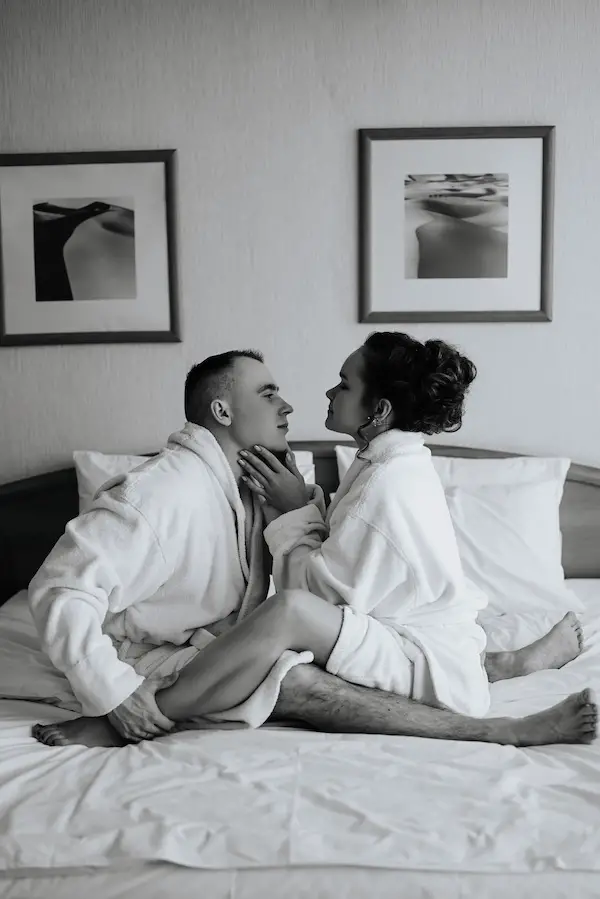 couples boudoir photo shoot